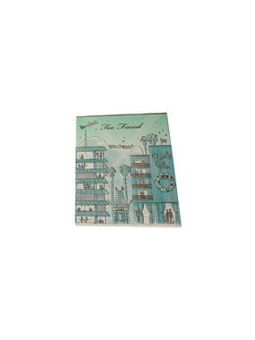 Too Faced Christmas In beverly hills Eyeshadow Palette limited edition